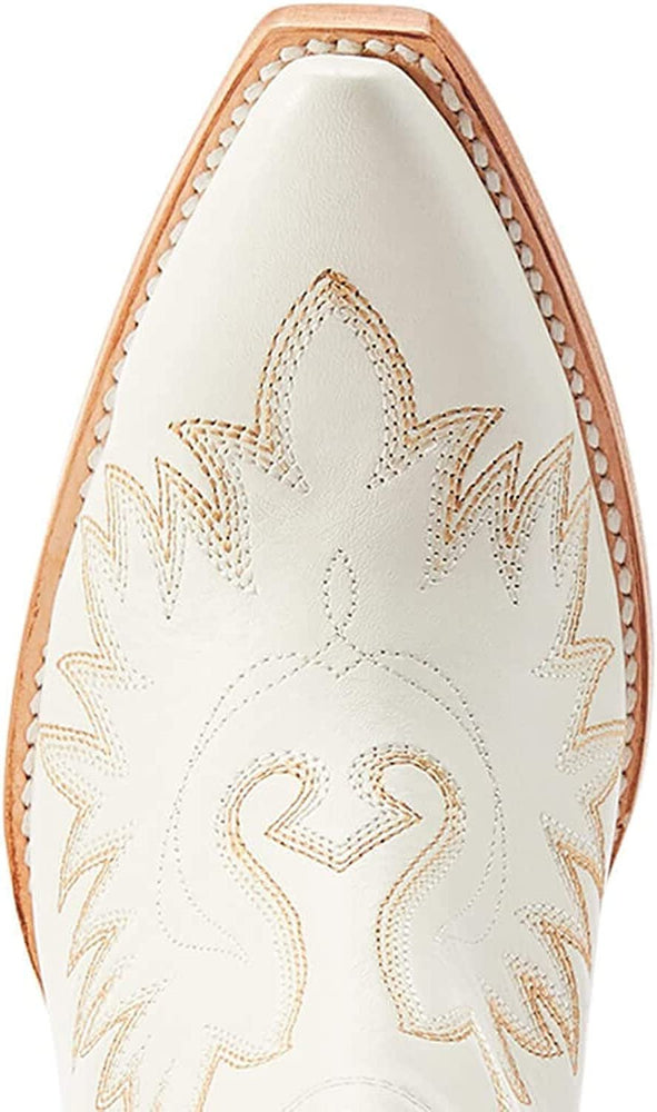 
                  
                    Toe Box of Ariat Women's Dixon Western Bootie in Blanco
                  
                
