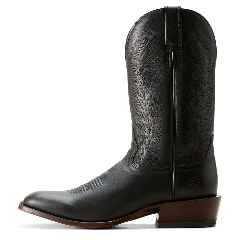 
                  
                    Side Profile of Ariat Men's Willie Western Boot in Midnight Black
                  
                