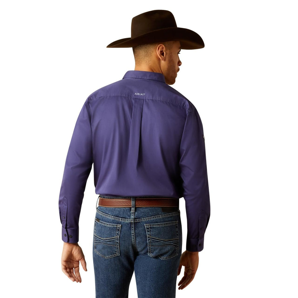 
                  
                    Back of Ariat Men's Team Logo Twill Classic Fit Shirt
                  
                