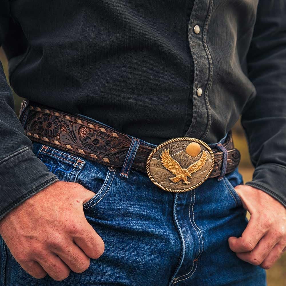 
                  
                    Man Wearing Montana Silversmiths Mountain Majesty Attitude Buckle
                  
                