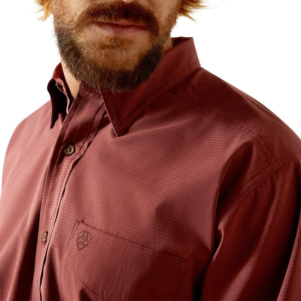 
                  
                    Collar and Pocket of Ariat Men's 360 Airflow Classic Fit Shirt in Red Mahogany
                  
                