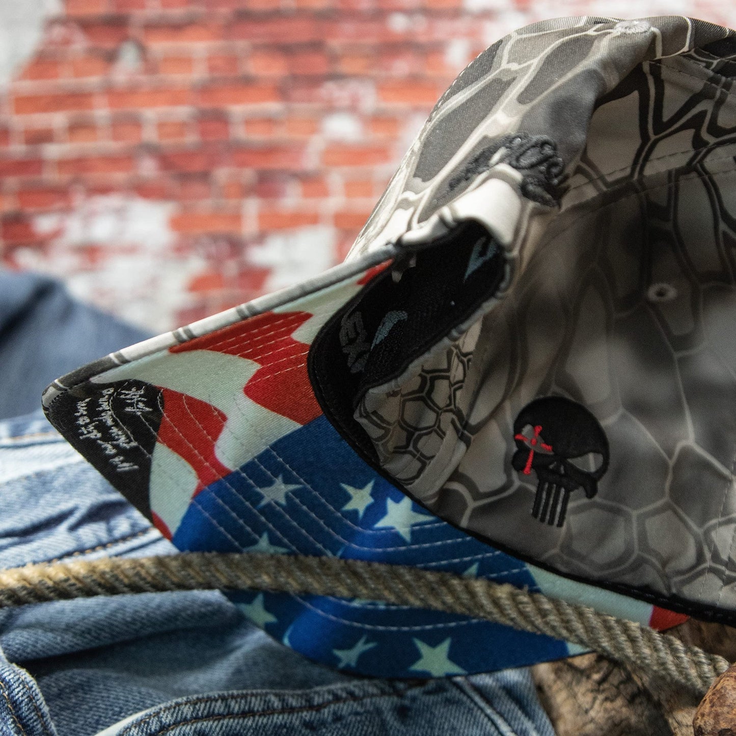 Close-up of Hooey Men's Chris Kyle Flexfit Fitted Hat, Grey Camo, Large/X-Large