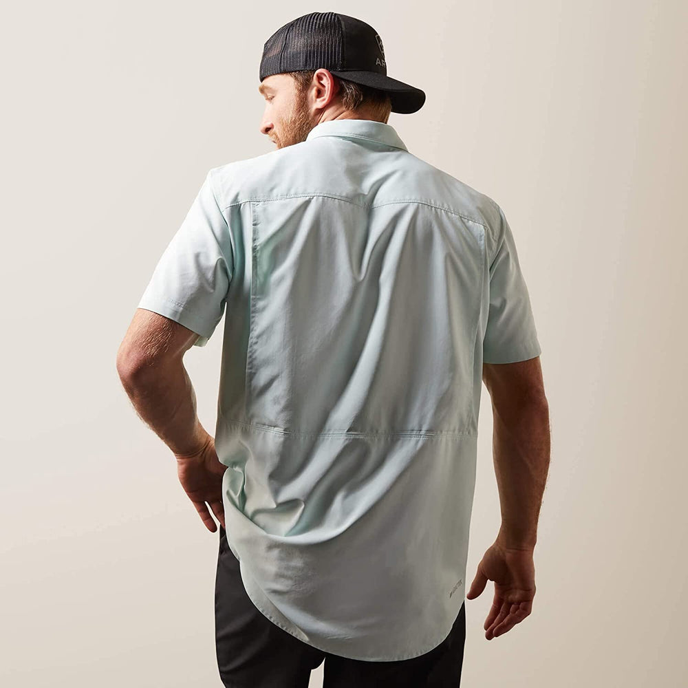 
                  
                    Back of Ariat Men's VentTEK Outbound Fitted Shirt in Fair Aqua
                  
                