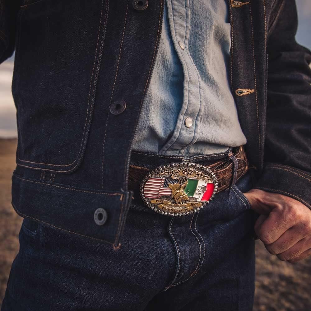 Man Wearing Montana Silversmiths Men's Independence Founded Attitude Buckle
