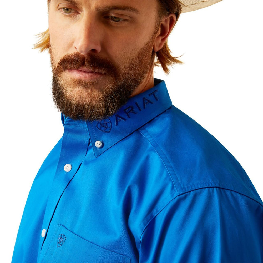 
                  
                    Close-up of Ariat Men's Team Logo Twill Classic Fit Shirt
                  
                