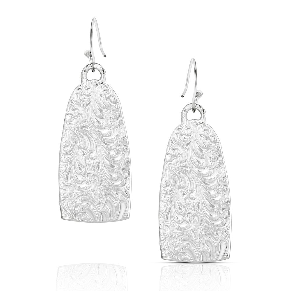 USA-made Western dangle earrings by Montana Silversmiths featuring elegant silver-tone craftsmanship, lightweight comfort, and authentic cowgirl style.