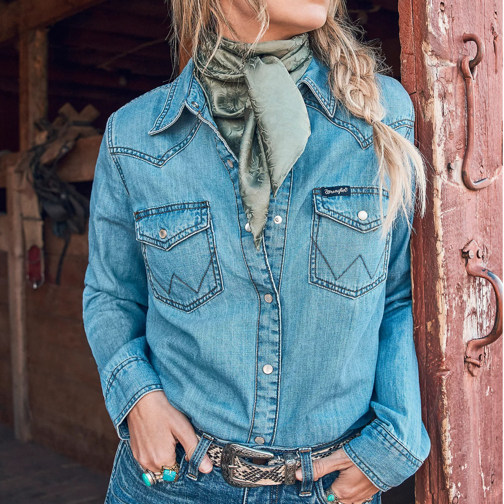 Woman wearing Wrangler snap shirt