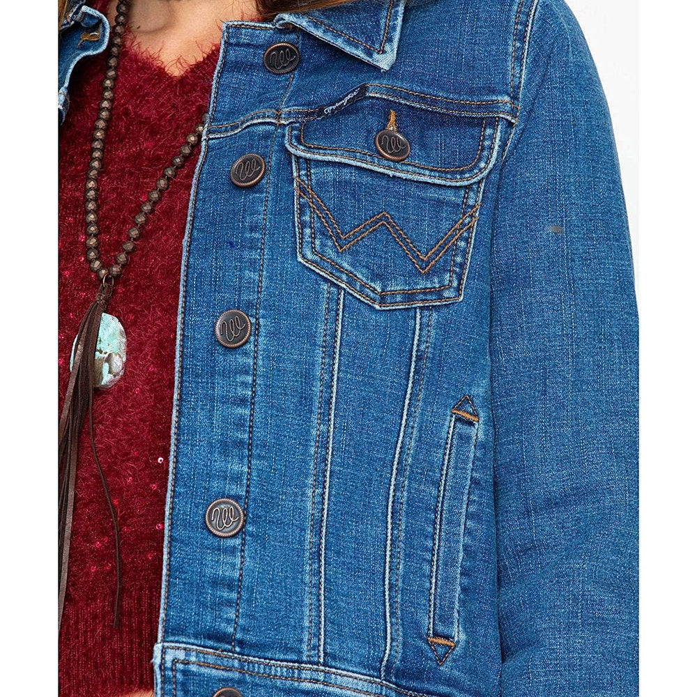 
                  
                    Front pocket of Women's Wrangler Western Denim Jacket
                  
                