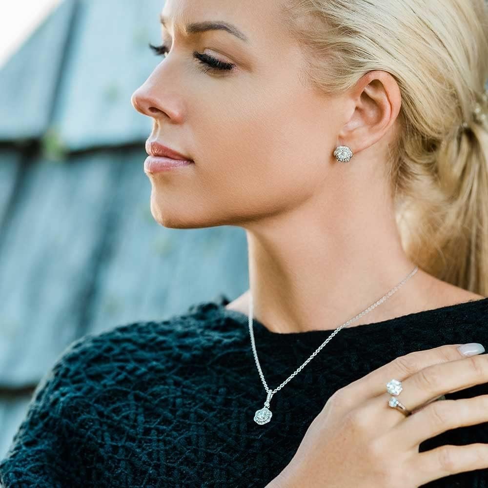 
                  
                    Woman Wearing Montana Silversmiths Women's Petals in the Moonlight Crystal Necklace
                  
                