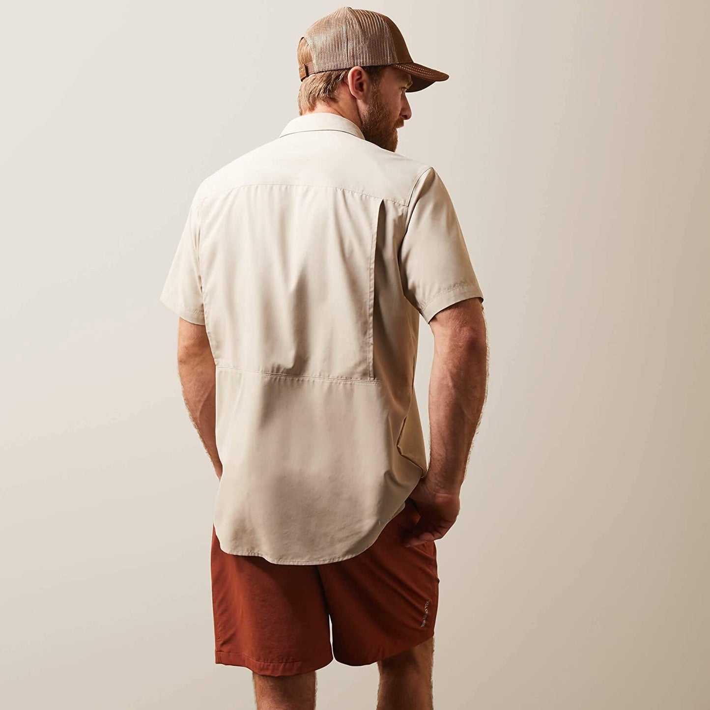 Ariat Men's VentTEK Outbound Fitted Shirt in Oxford Tan
