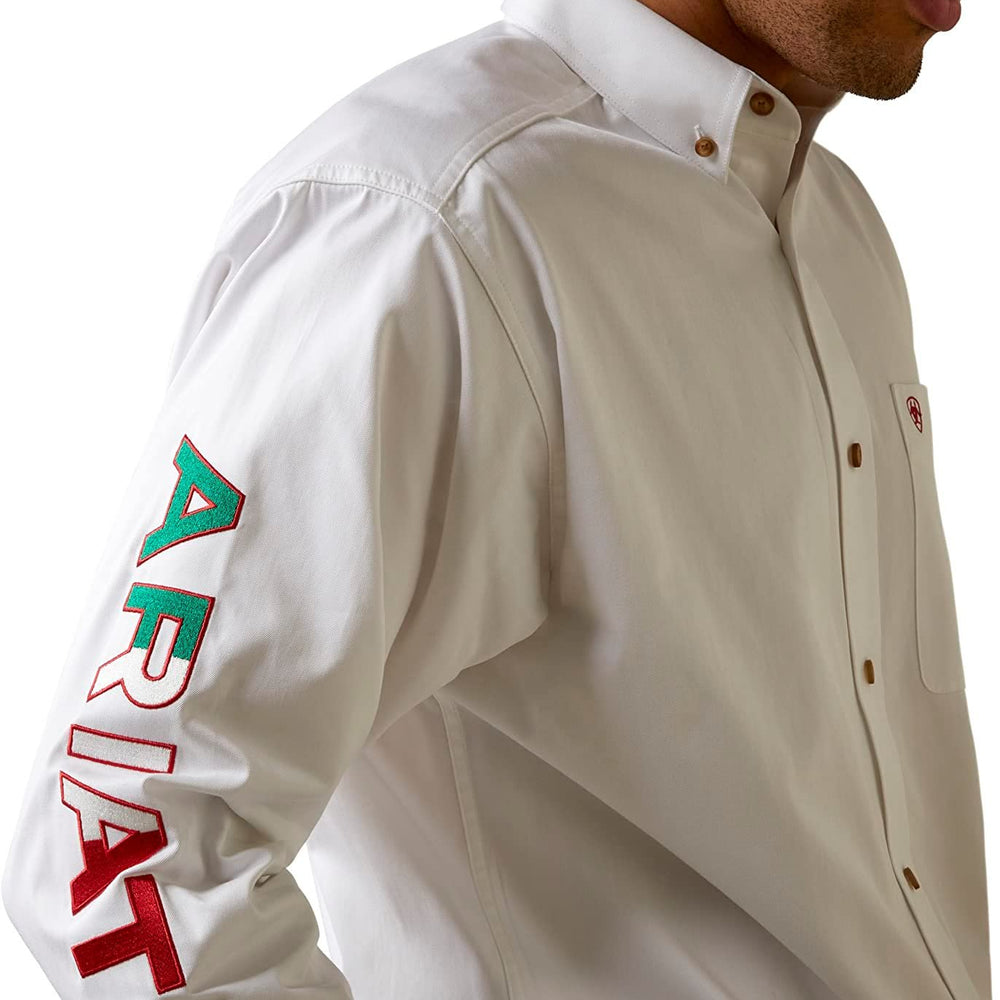
                  
                    Sleeve Logo on Ariat Men's Team Logo Twill Classic Fit Shirt in White Mexico
                  
                