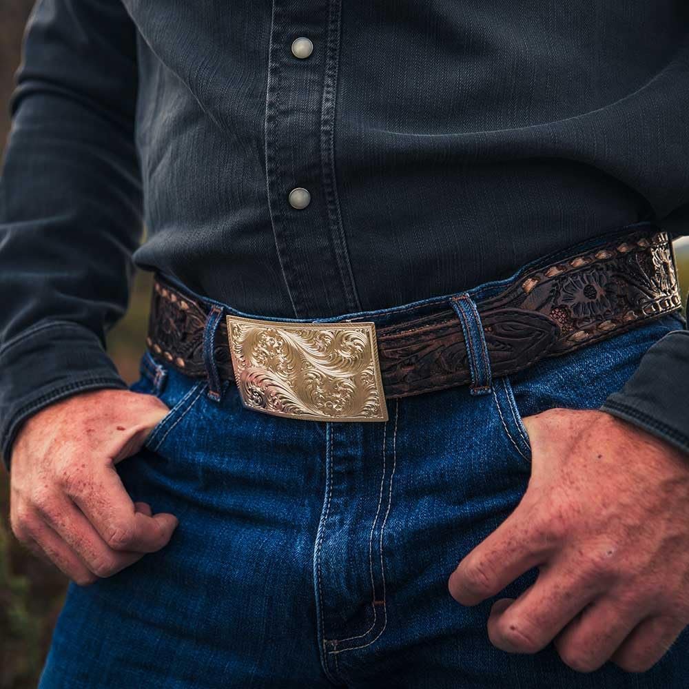 
                  
                    Man Wearing Montana Silversmiths Simple Classic Square Belt Buckle
                  
                